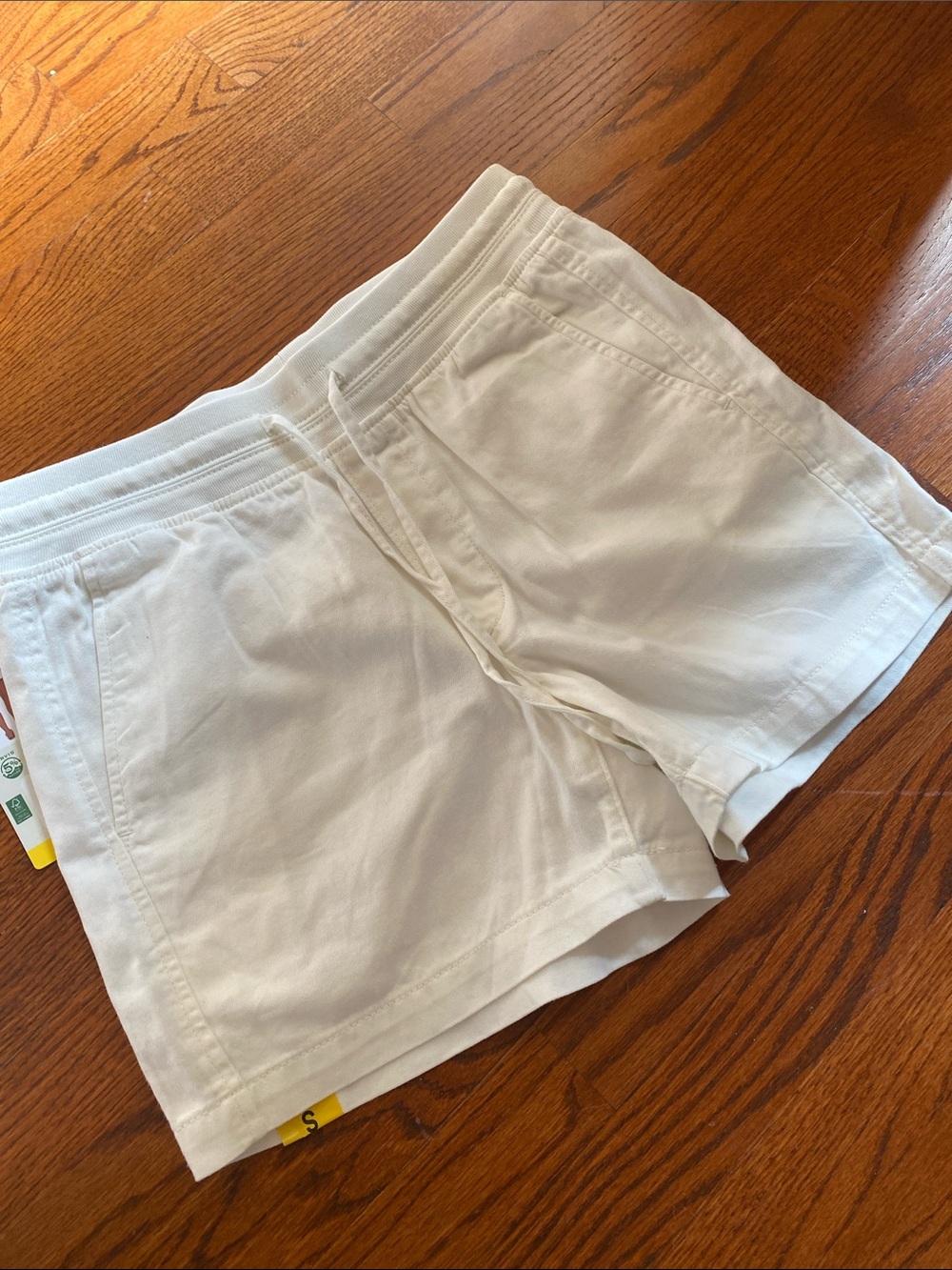 Orvis White Women’s Athletic Drawstring Shorts